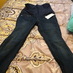 Maternity jeans size 6